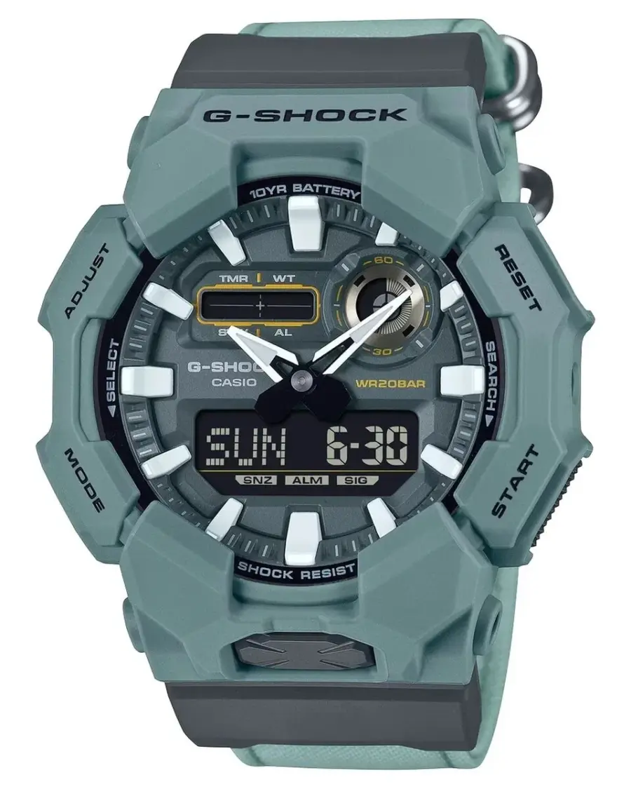 Casio G-SHOCK GA-010CE-2AER